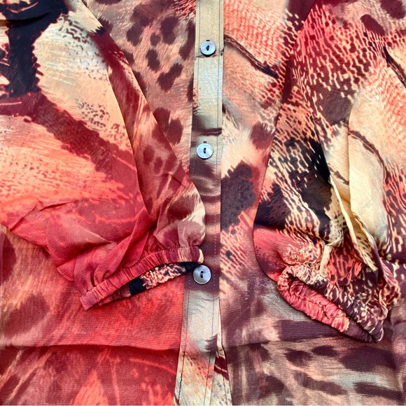 NWT Da-Nang Silk Abstract Print Button Up Blouse, M - Picture 10 of 15